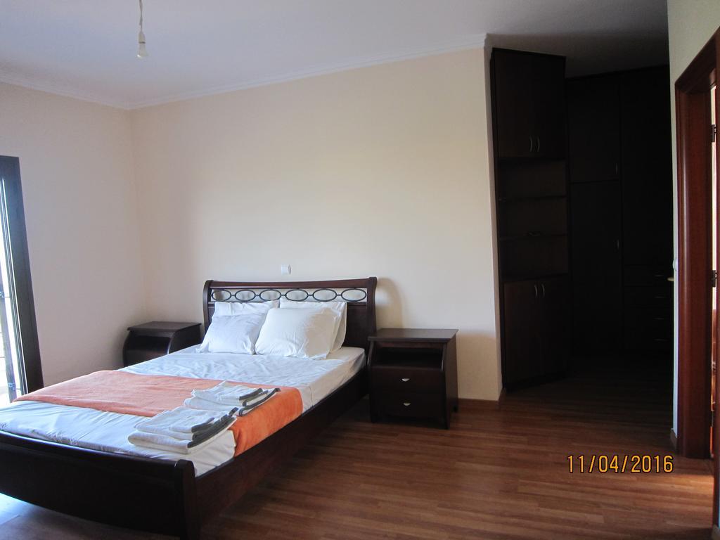 איגיו Dimitris Villa מראה חיצוני תמונה