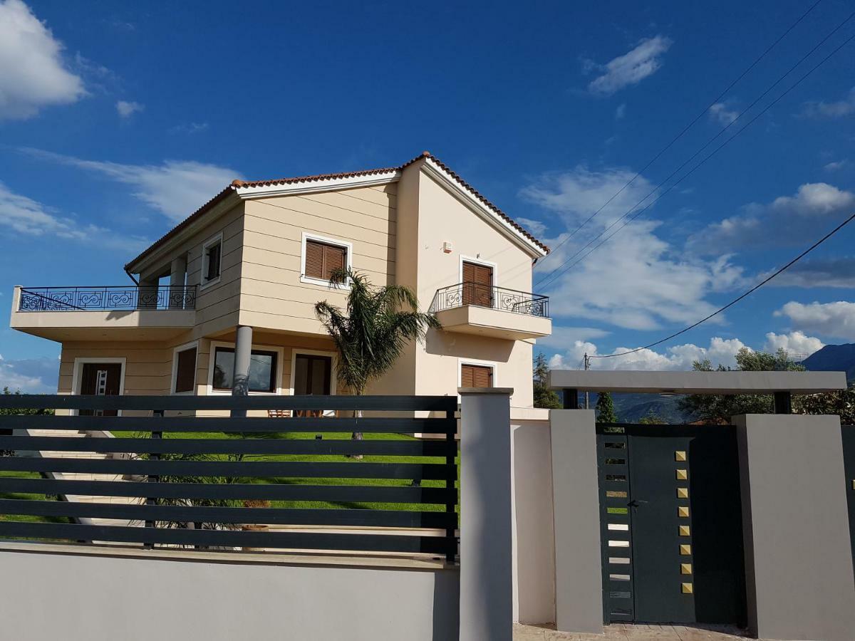 איגיו Dimitris Villa מראה חיצוני תמונה