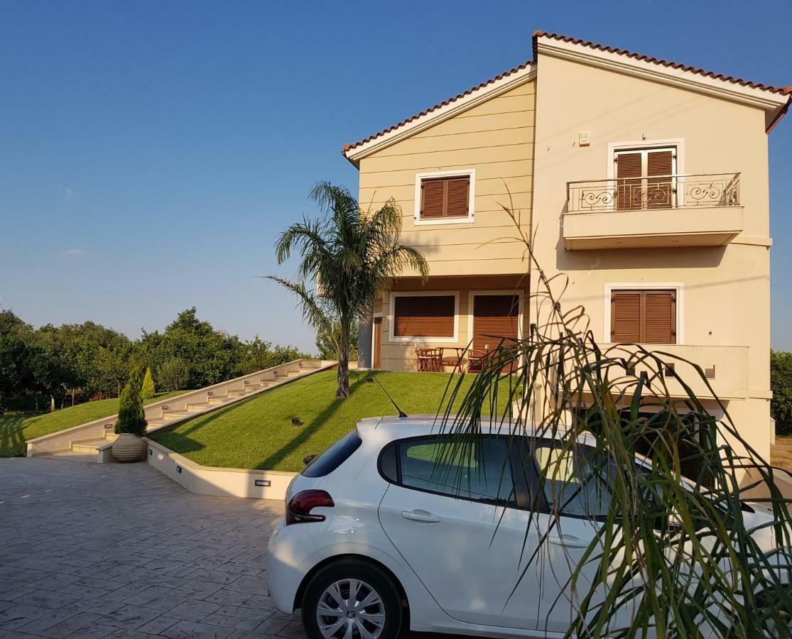 איגיו Dimitris Villa מראה חיצוני תמונה